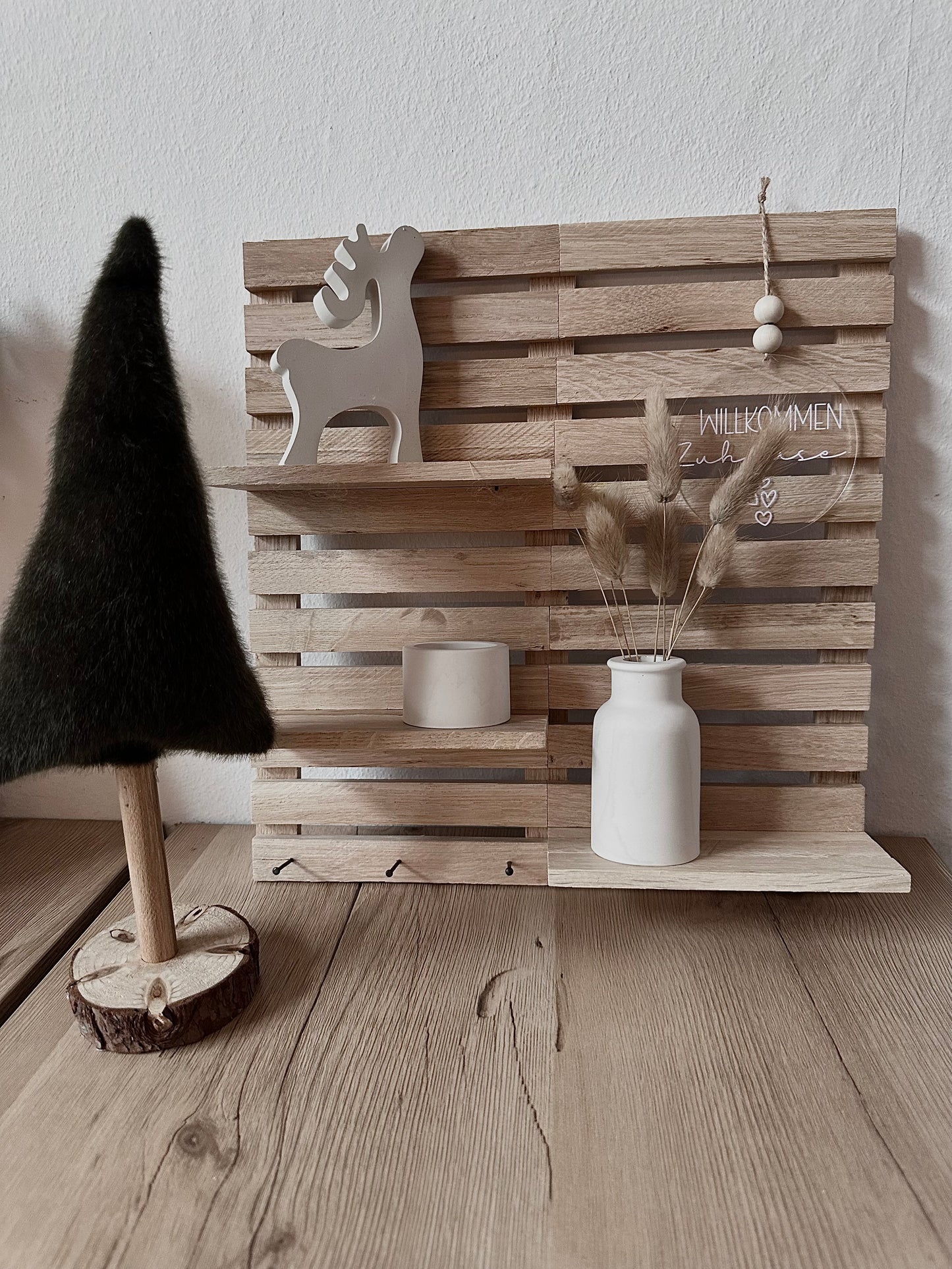 Wanddekoration aus Eiche