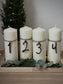 Adventsteller mit Kerzen