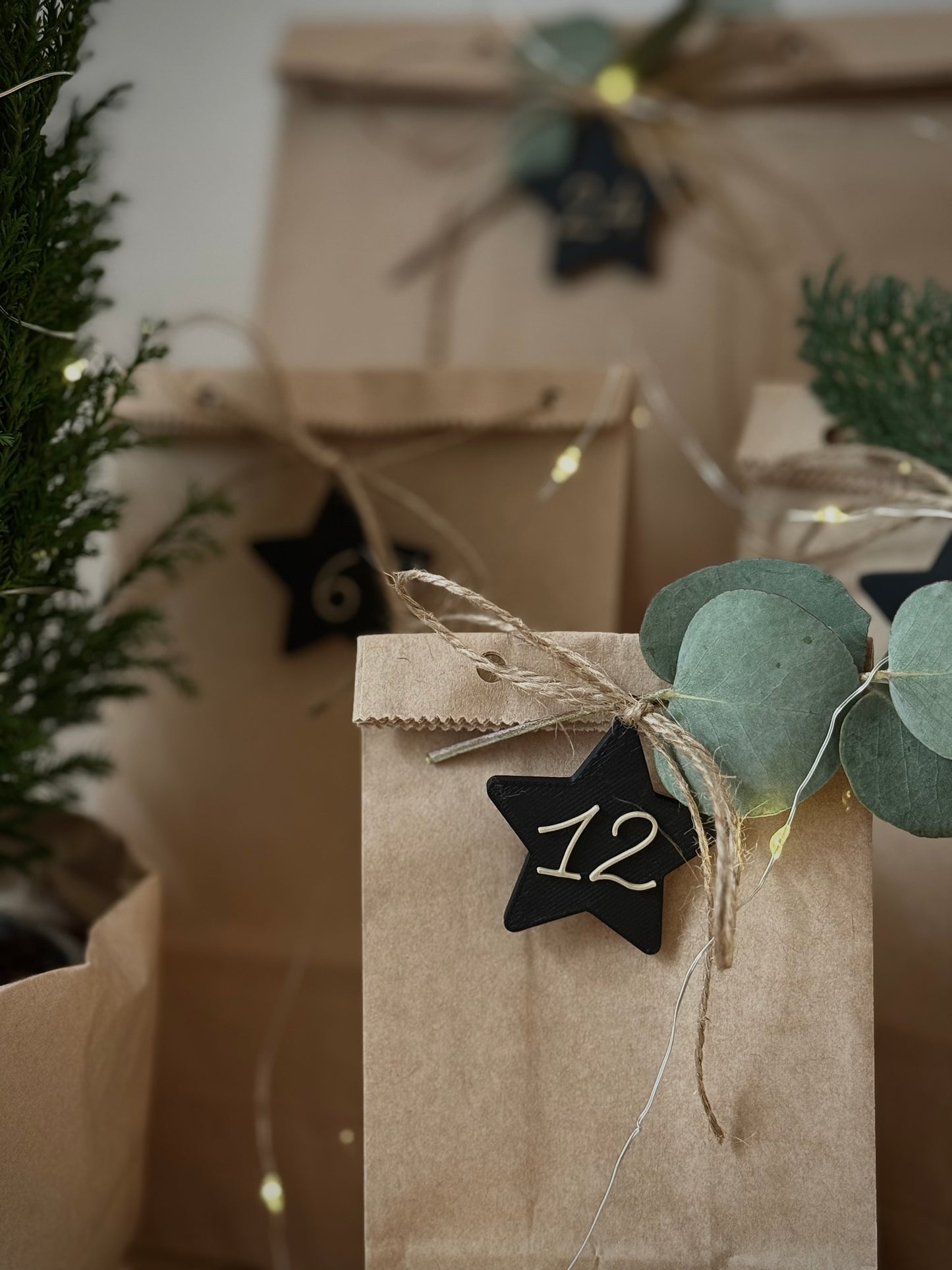 Adventskalender mit Zahlen-Sterne