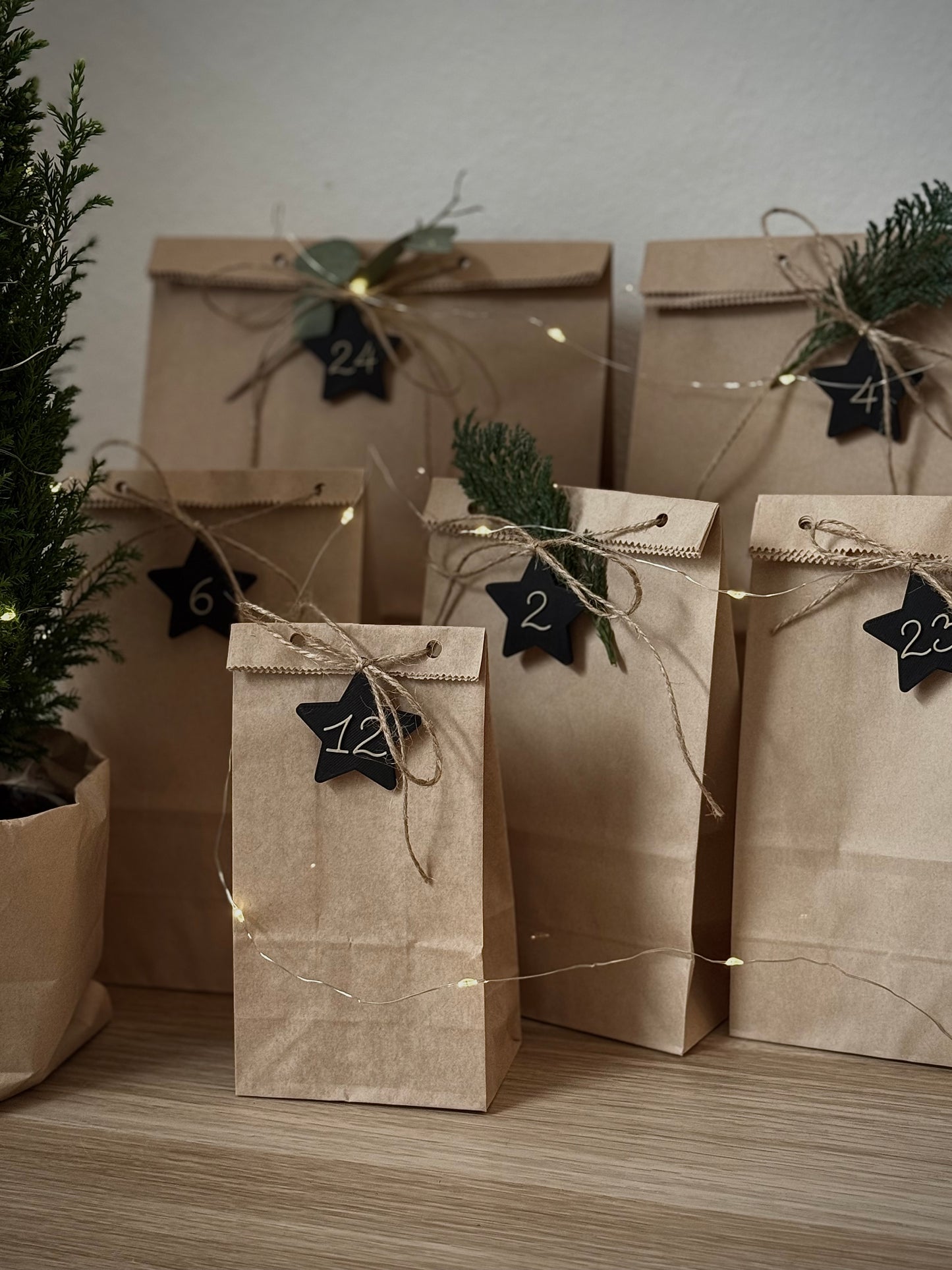 Adventskalender mit Zahlen-Sterne