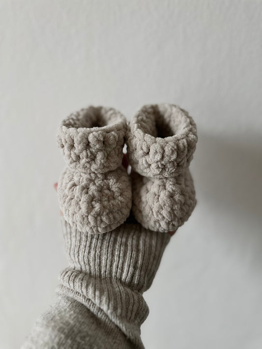 Babyschuhe gehäkelt
