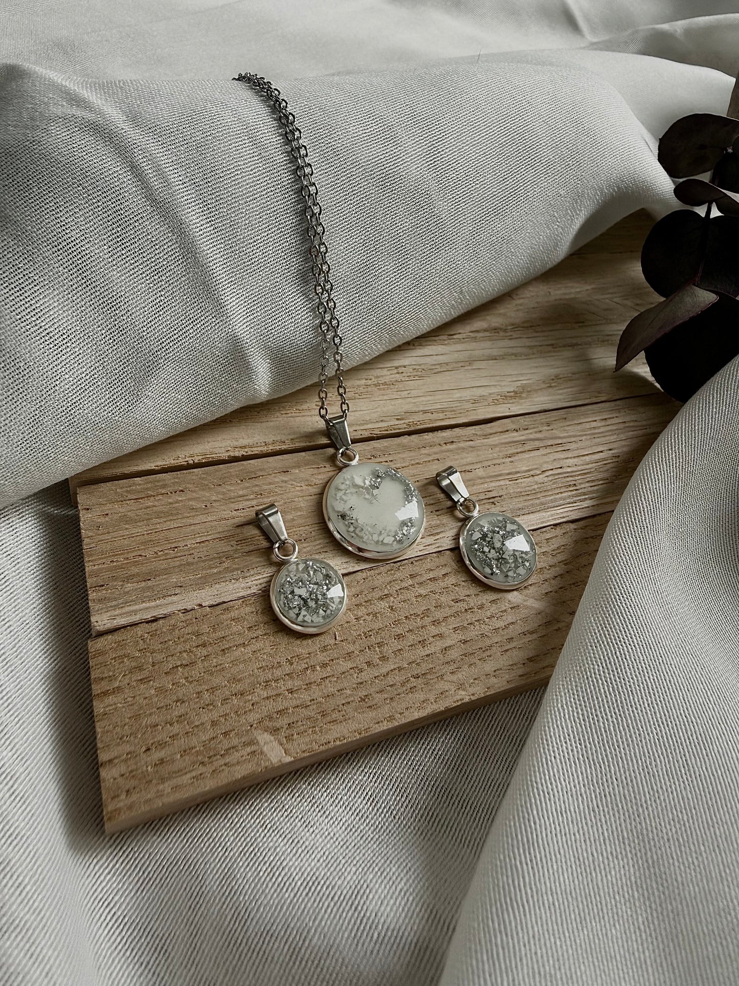 Schmuck aus der Asche verstorbener