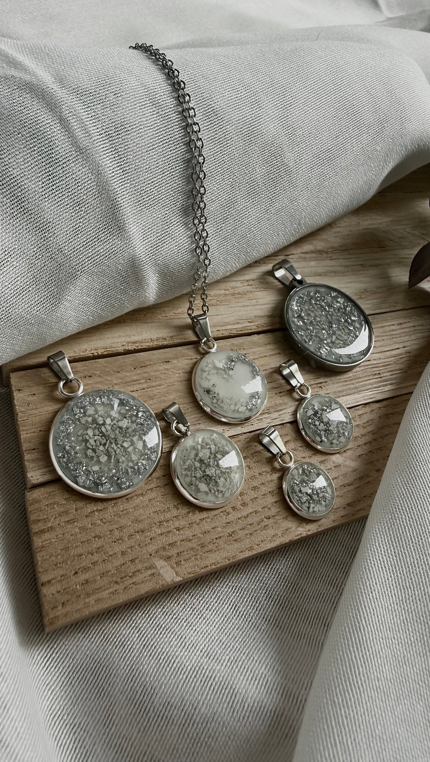 Schmuck aus der Asche verstorbener