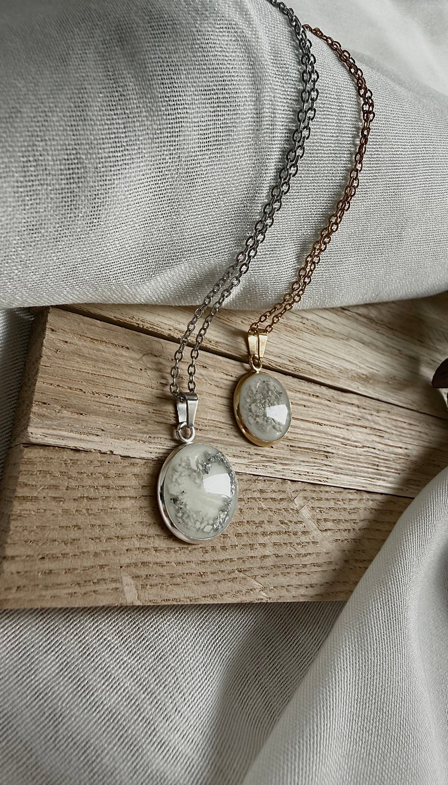 Schmuck aus der Asche verstorbener